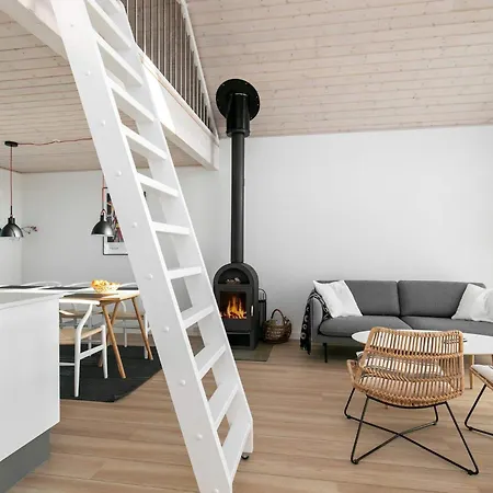 Vakantiehuis Holiday Lvii *