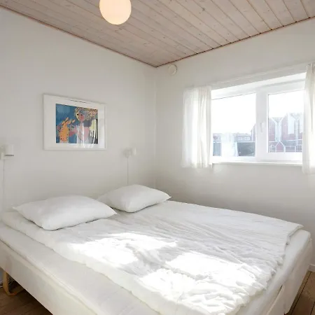 Vakantiehuis Holiday Lvii *
